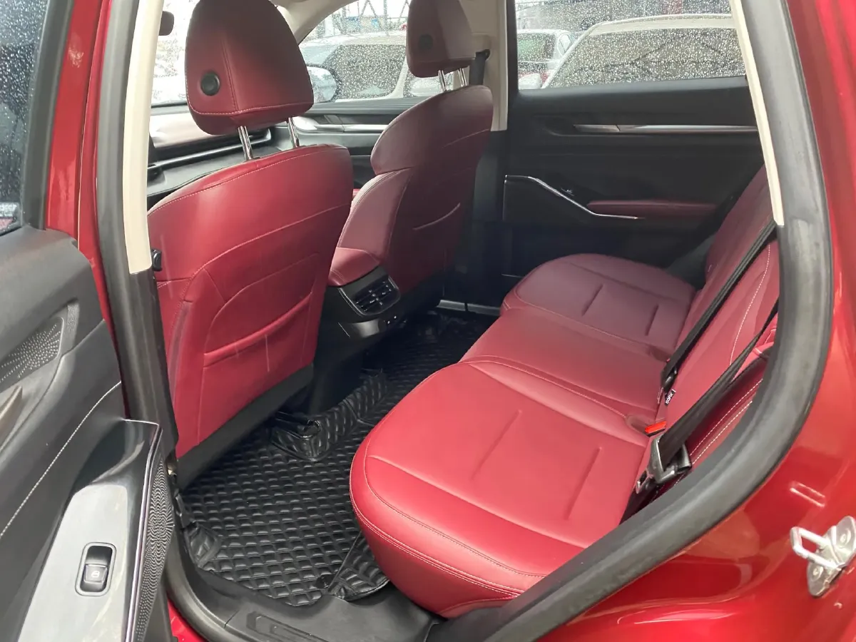 2021 Haval H6 1.5T 169HP L4 7DCT,autocango,china used car exporter,china ev exporter,chinese used car exporter,chinese used ev exporter