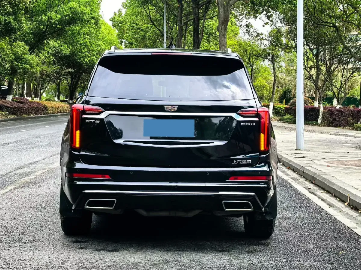 2021 Cadillac XT6 2.0T 237HP L4 9AT,autocango,china used car exporter,china ev exporter,chinese used car exporter,chinese used ev exporter
