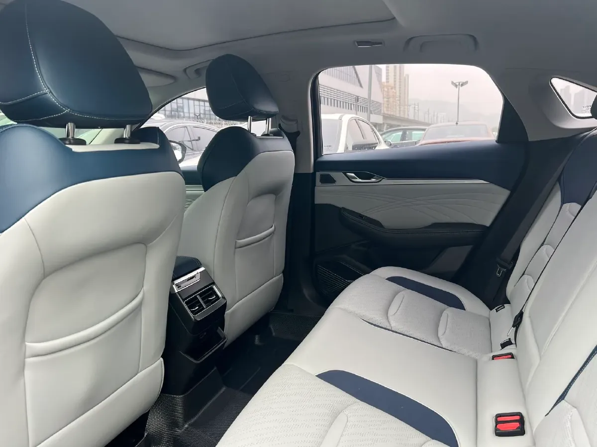 2021 Geely Preface 2.0T 190HP L4 7DCT,autocango,china used car exporter,china ev exporter,chinese used car exporter,chinese used ev exporter