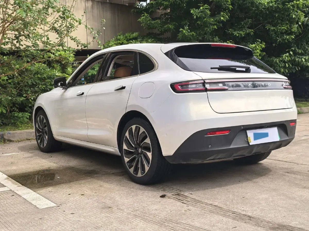 2022 Infiniti Q50L 2.0T 211HP L4 7AT,autocango,china used car exporter,china ev exporter,chinese used car exporter,chinese used ev exporter