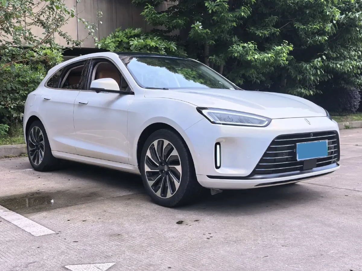 2022 Infiniti Q50L 2.0T 211HP L4 7AT,autocango,china used car exporter,china ev exporter,chinese used car exporter,chinese used ev exporter