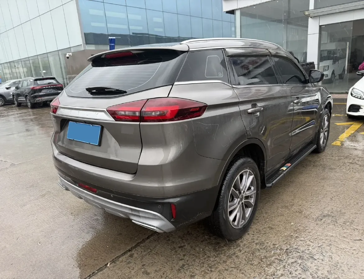 2020 Roewe i6 1.5T 169HP L4 7DCT,autocango,china used car exporter,china ev exporter,chinese used car exporter,chinese used ev exporter