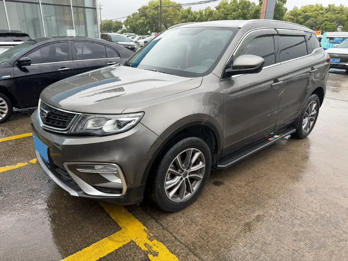 2020 Roewe i6 1.5T 169HP L4 7DCT,autocango,china used car exporter,china ev exporter,chinese used car exporter,chinese used ev exporter