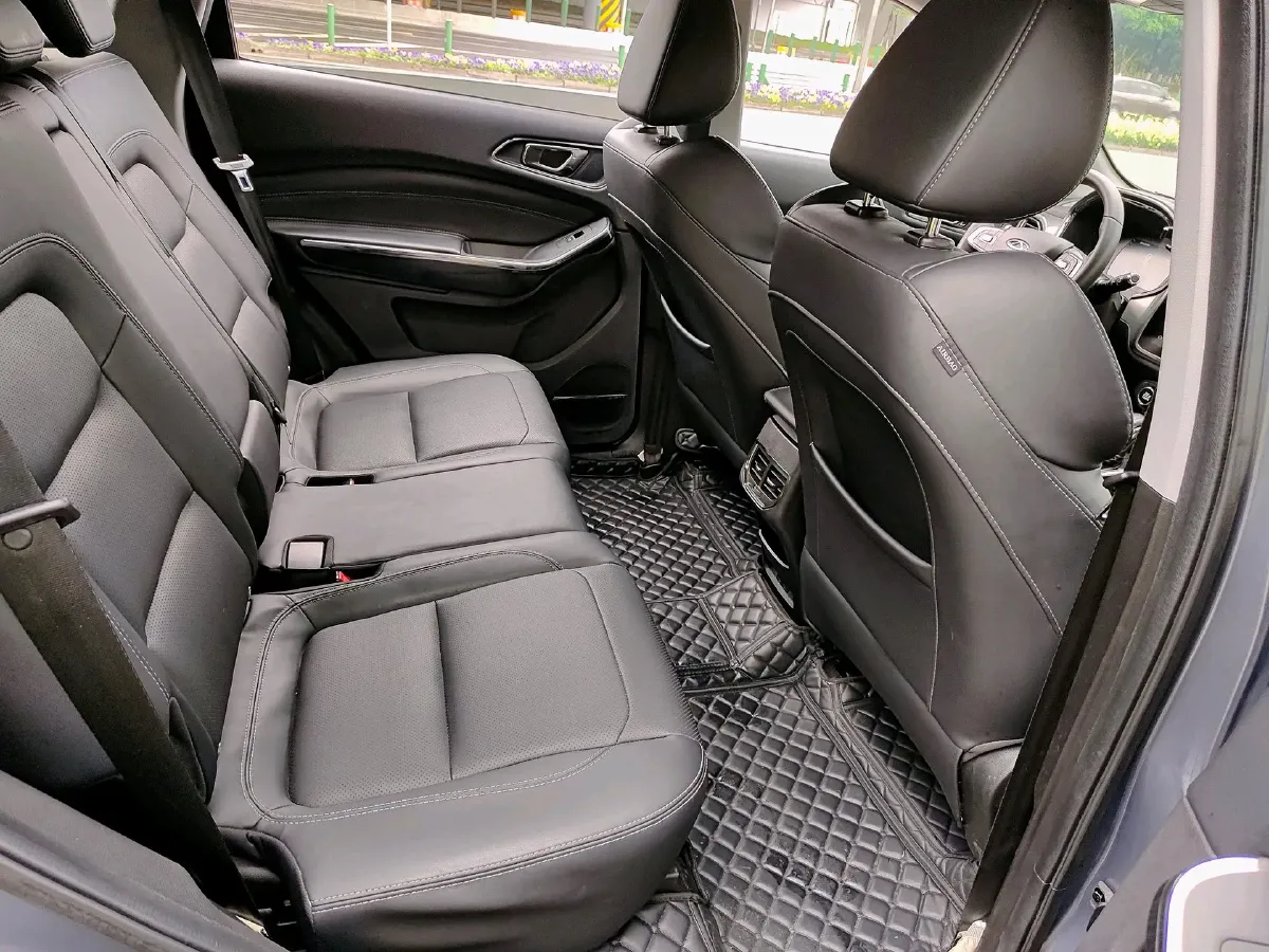 2018 Chery Tiggo 8 1.5T 147HP L4 6DCT,autocango,china used car exporter,china ev exporter,chinese used car exporter,chinese used ev exporter