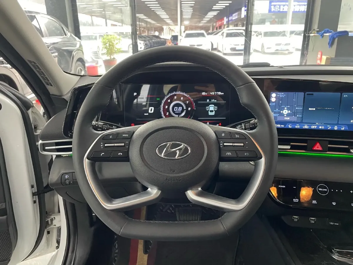 2022 Hyundai Elantra 1.5L 115HP L4 CVT,autocango,china used car exporter,china ev exporter,chinese used car exporter,chinese used ev exporter