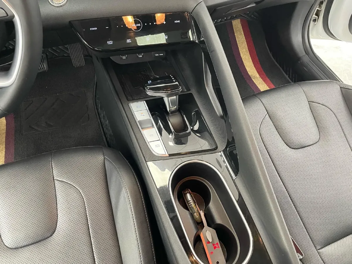 2022 Hyundai Elantra 1.5L 115HP L4 CVT,autocango,china used car exporter,china ev exporter,chinese used car exporter,chinese used ev exporter