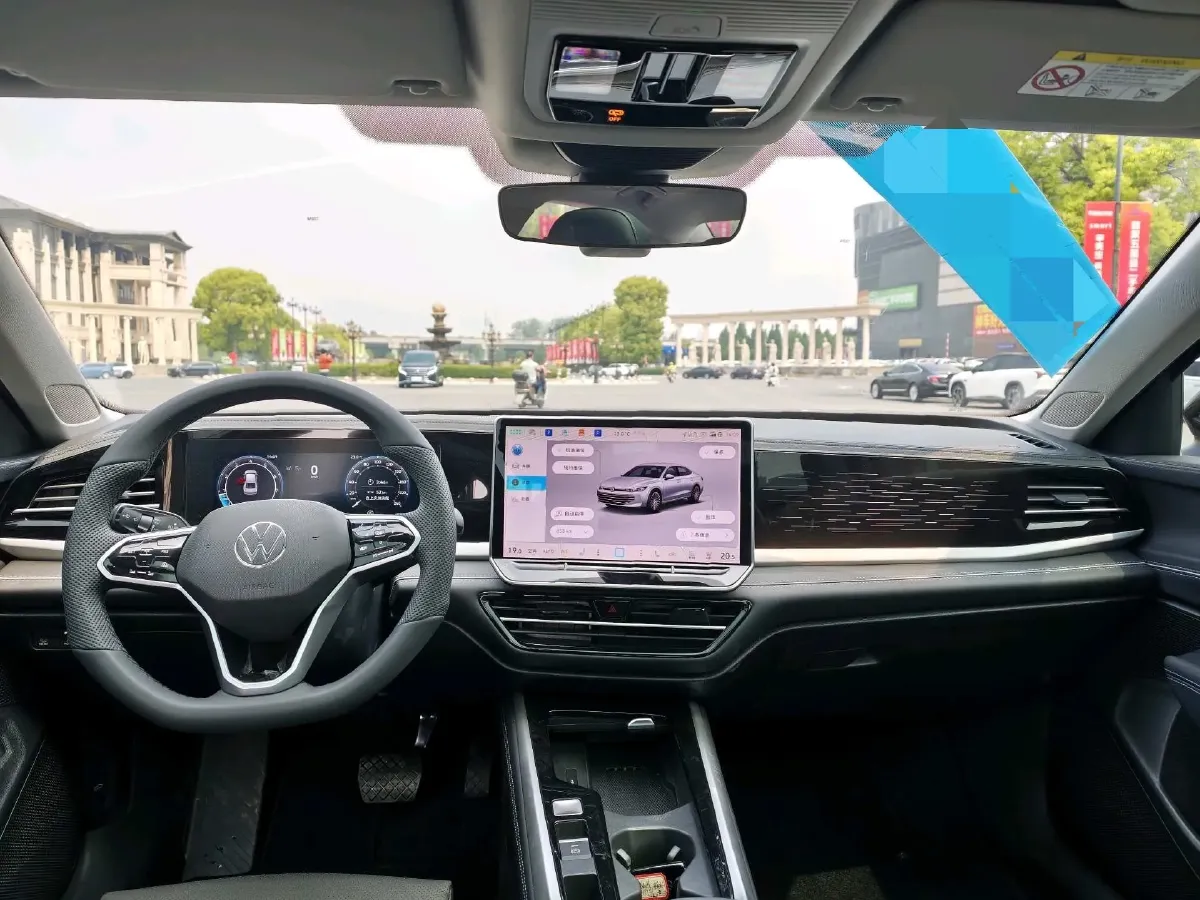 2025 Volkswagen Passat 1.5T 160HP L4 7DCT,autocango,china used car exporter,china ev exporter,chinese used car exporter,chinese used ev exporter