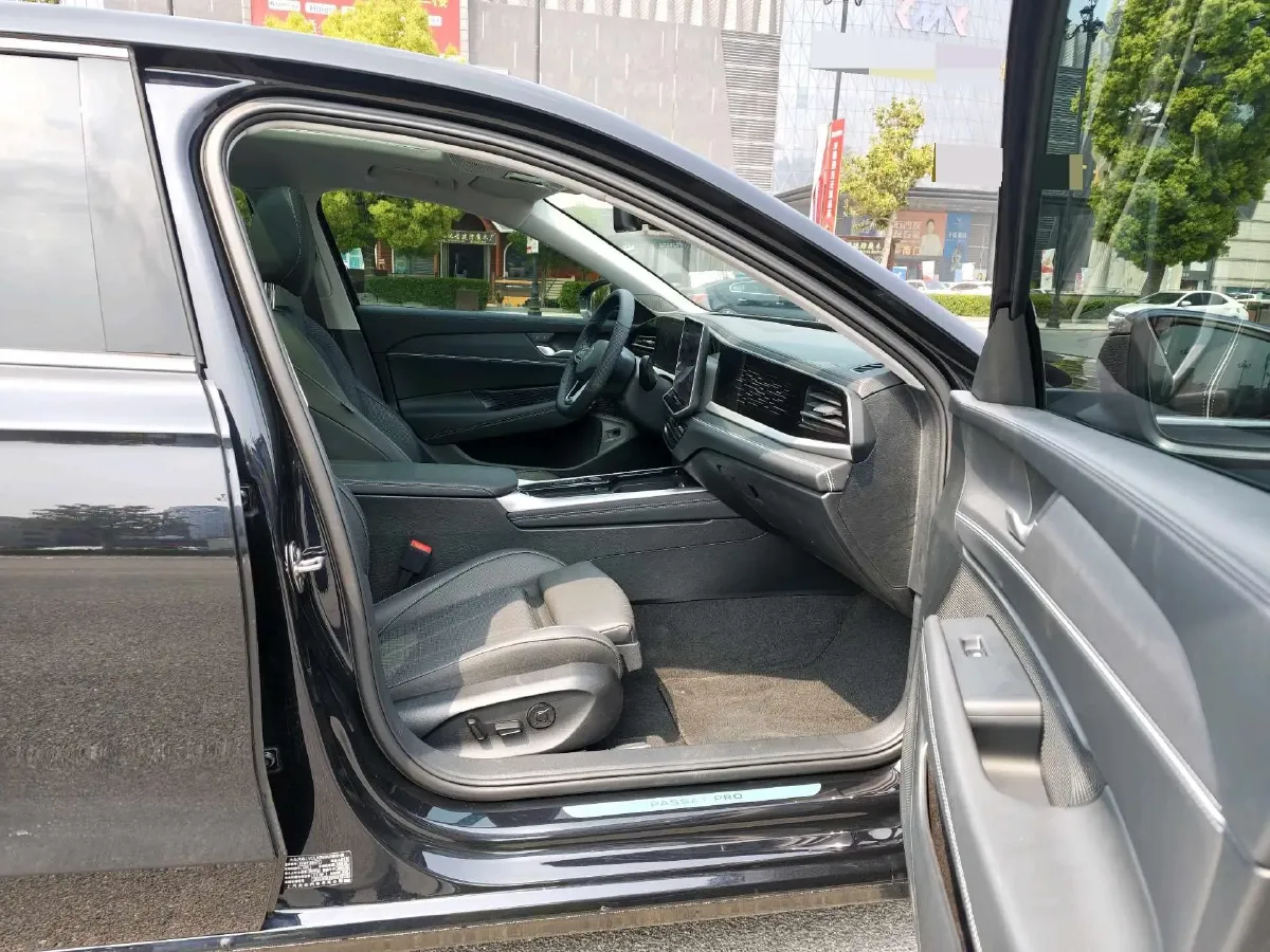 2025 Volkswagen Passat 1.5T 160HP L4 7DCT,autocango,china used car exporter,china ev exporter,chinese used car exporter,chinese used ev exporter