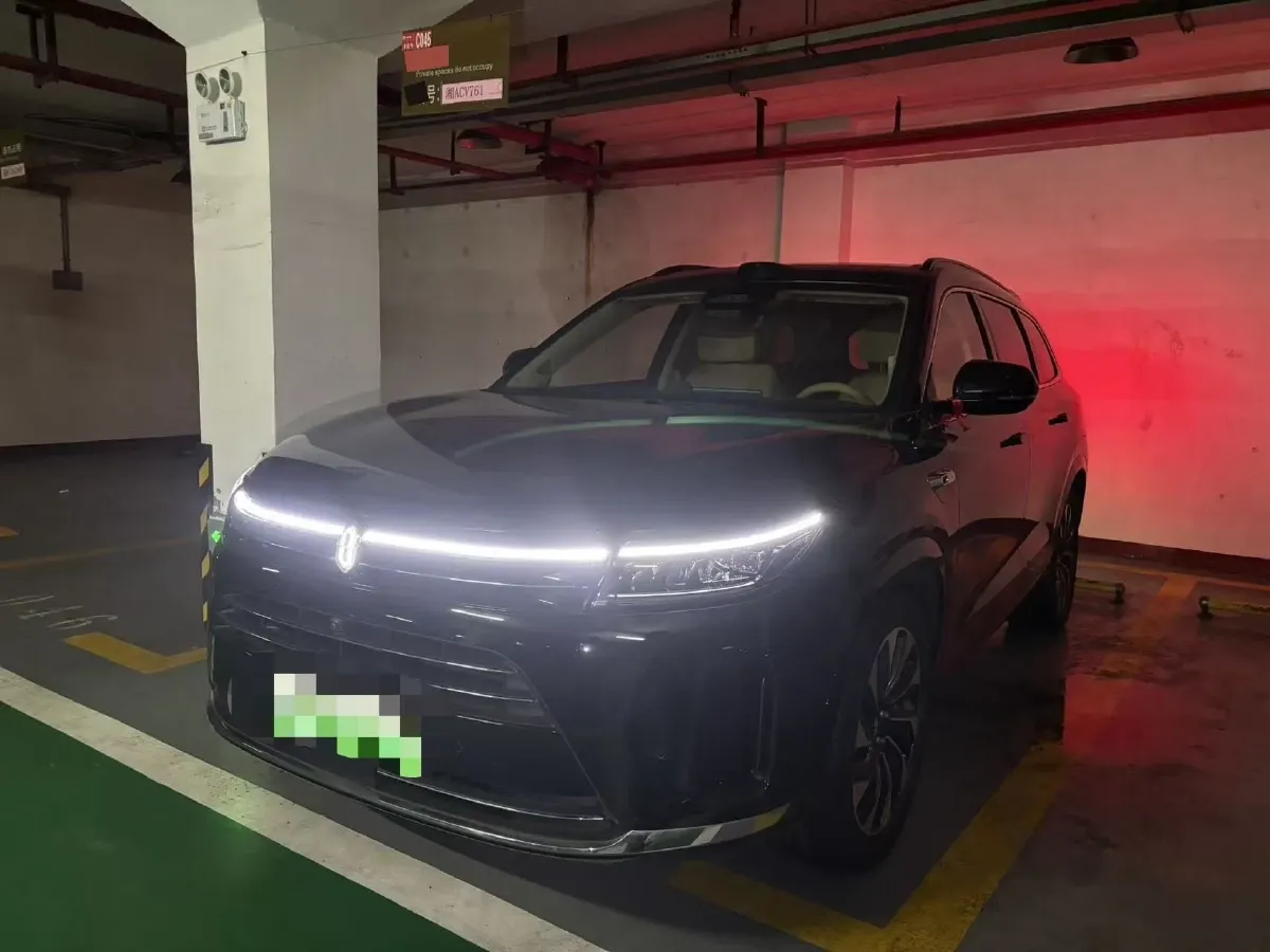 2024 AITO AITO M7 1.5T 152HP L4 REEV 40KWH,autocango,china used car exporter,china ev exporter,chinese used car exporter,chinese used ev exporter