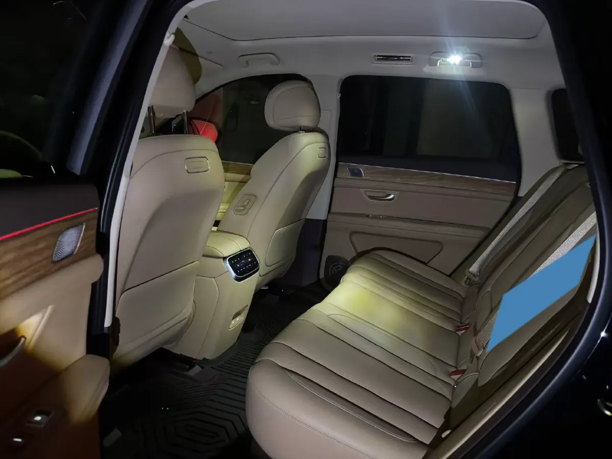 2024 AITO AITO M7 1.5T 152HP L4 REEV 40KWH,autocango,china used car exporter,china ev exporter,chinese used car exporter,chinese used ev exporter