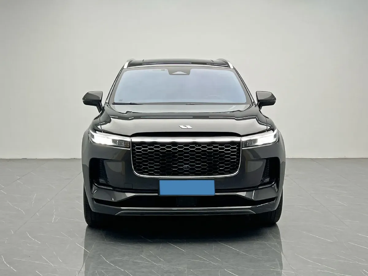 2021 Li ONE Range Extended 131HP REEV 40.5KWH,autocango,china used car exporter,china ev exporter,chinese used car exporter,chinese used ev exporter