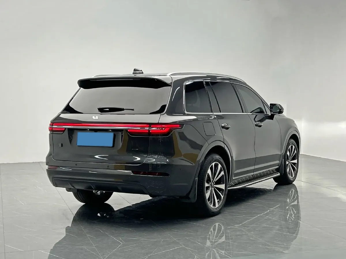 2021 Li ONE Range Extended 131HP REEV 40.5KWH,autocango,china used car exporter,china ev exporter,chinese used car exporter,chinese used ev exporter