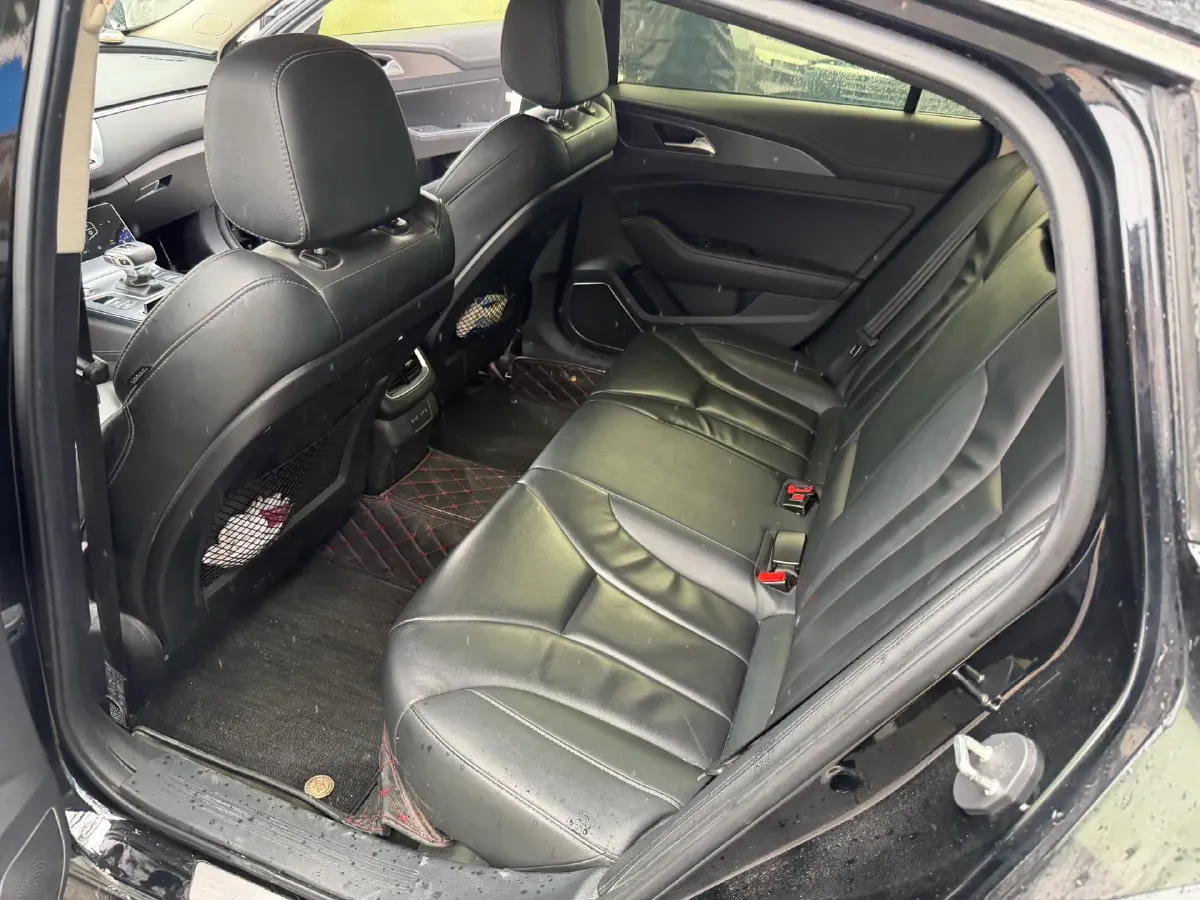 2020 HongQi H5 1.8T 197HP L4 6AT,autocango,china used car exporter,china ev exporter,chinese used car exporter,chinese used ev exporter