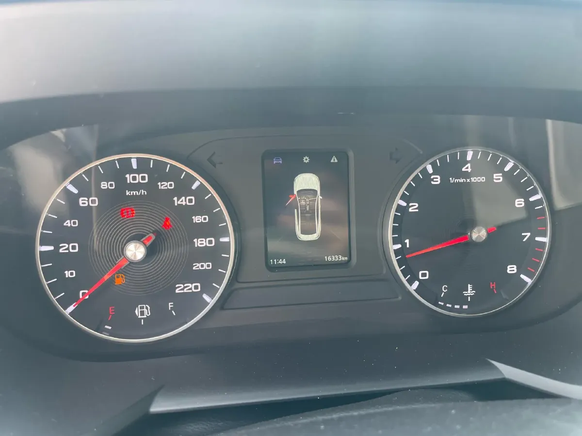 2023 MG 5 1.5L 129HP L4 5MT,autocango,china used car exporter,china ev exporter,chinese used car exporter,chinese used ev exporter