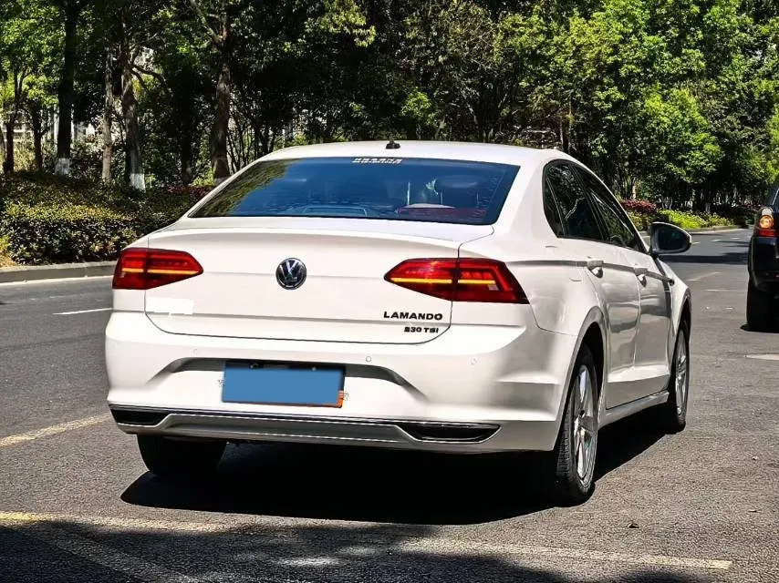 2019 Volkswagen T-Cross 1.4T 150HP L4 7DCT,autocango,china used car exporter,china ev exporter,chinese used car exporter,chinese used ev exporter