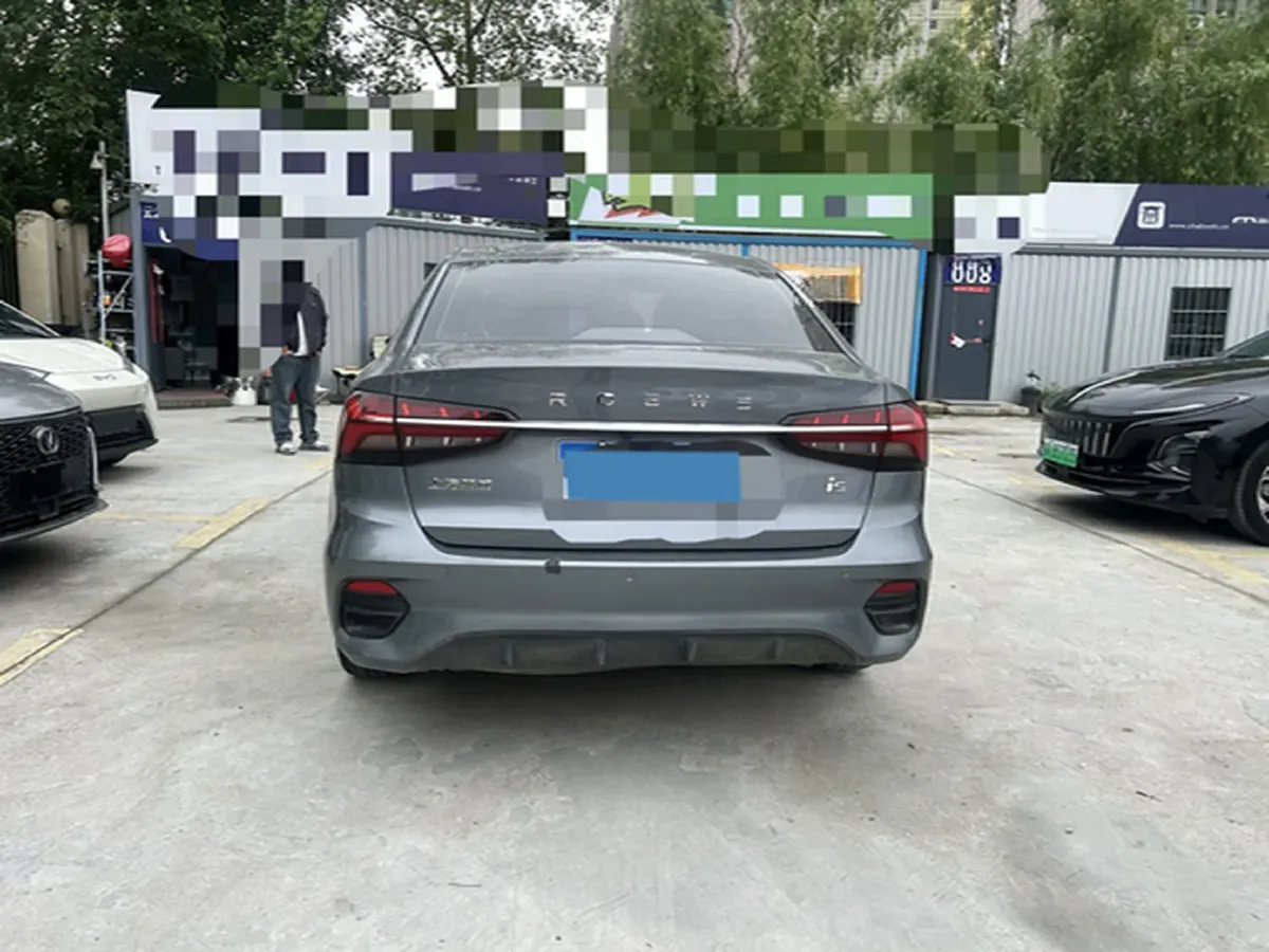 2021 Roewe i5 1.5L 120HP L4 CVT,autocango,china used car exporter,china ev exporter,chinese used car exporter,chinese used ev exporter