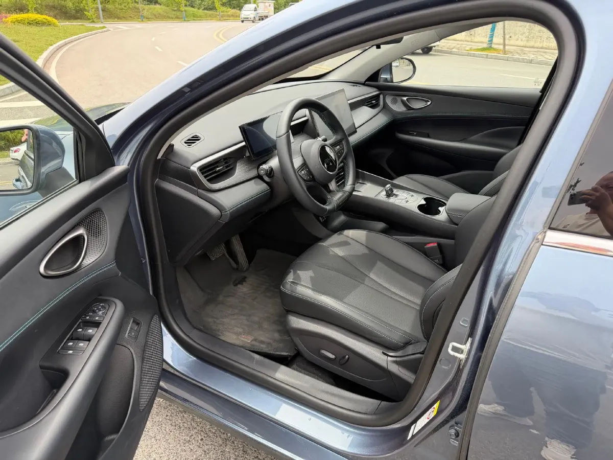 2025 BYD Seal05 DM-i 1.5L 101HP L4 E-CVT PHEV 15.87KWH,autocango,china used car exporter,china ev exporter,chinese used car exporter,chinese used ev exporter