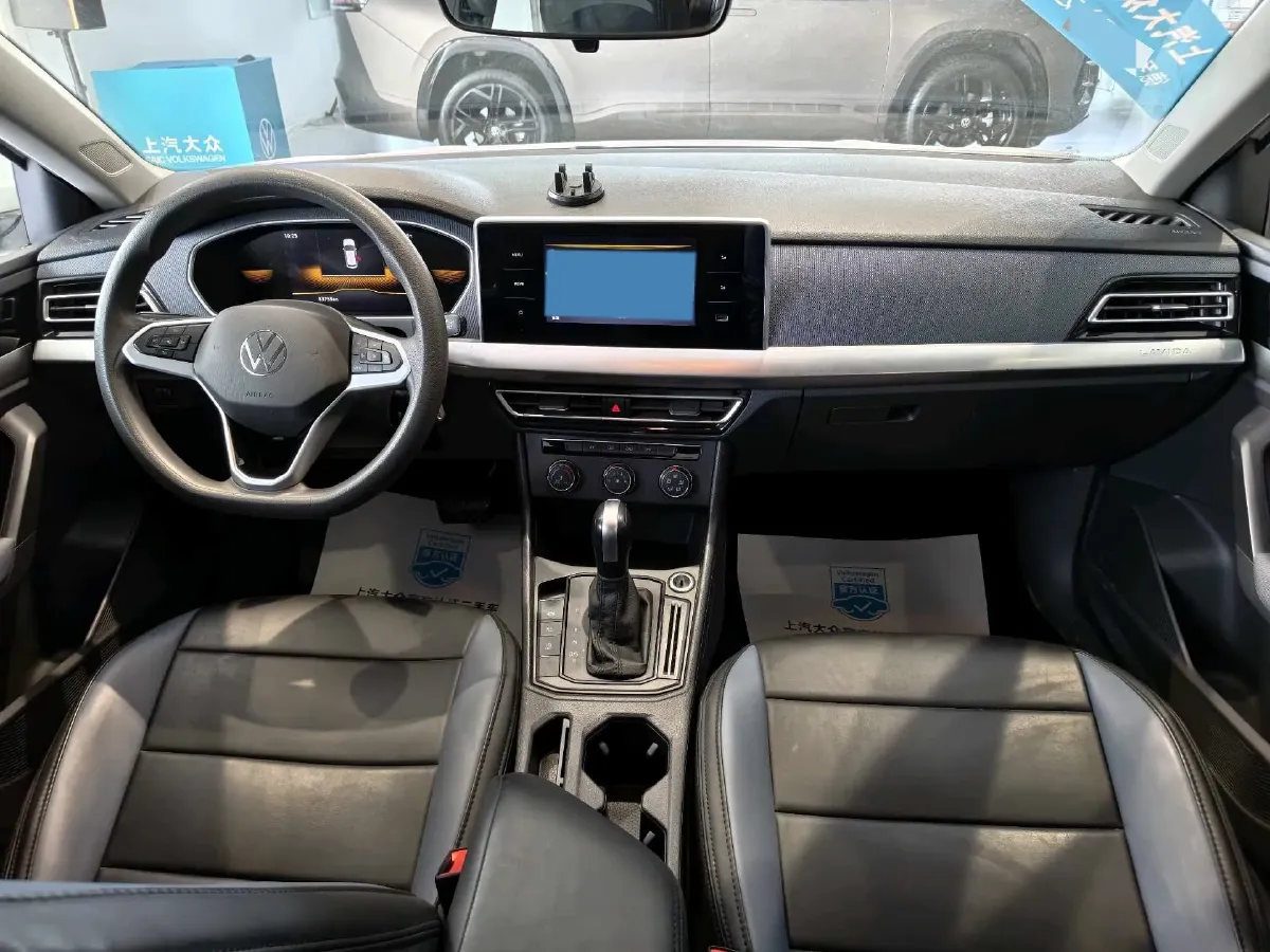 2024 Volkswagen Lavida 1.5L 110HP L4 6AT,autocango,china used car exporter,china ev exporter,chinese used car exporter,chinese used ev exporter