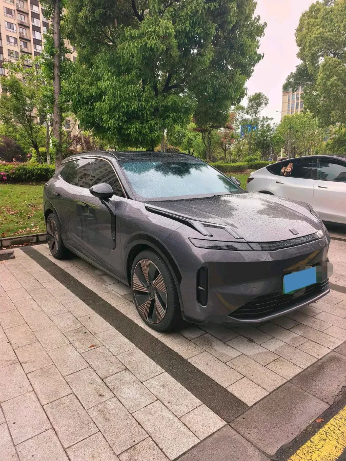 2023 LYNK&CO 08 EM-P 1.5T 163HP L4 3DHT PHEV 39.6KWH,autocango,china used car exporter,china ev exporter,chinese used car exporter,chinese used ev exporter