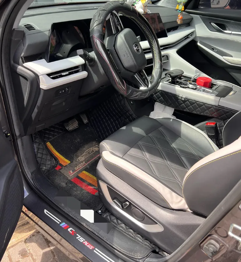 2023 ChangAn CS75 Plus 1.5T 188HP L4 8AT,autocango,china used car exporter,china ev exporter,chinese used car exporter,chinese used ev exporter