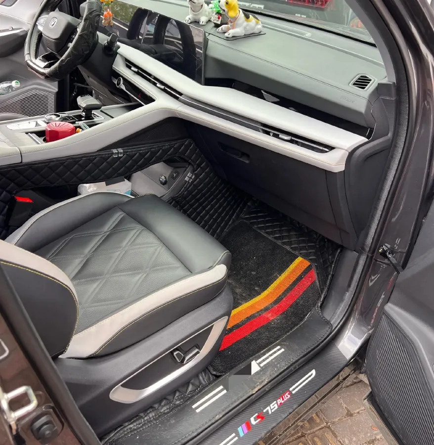 2023 ChangAn CS75 Plus 1.5T 188HP L4 8AT,autocango,china used car exporter,china ev exporter,chinese used car exporter,chinese used ev exporter