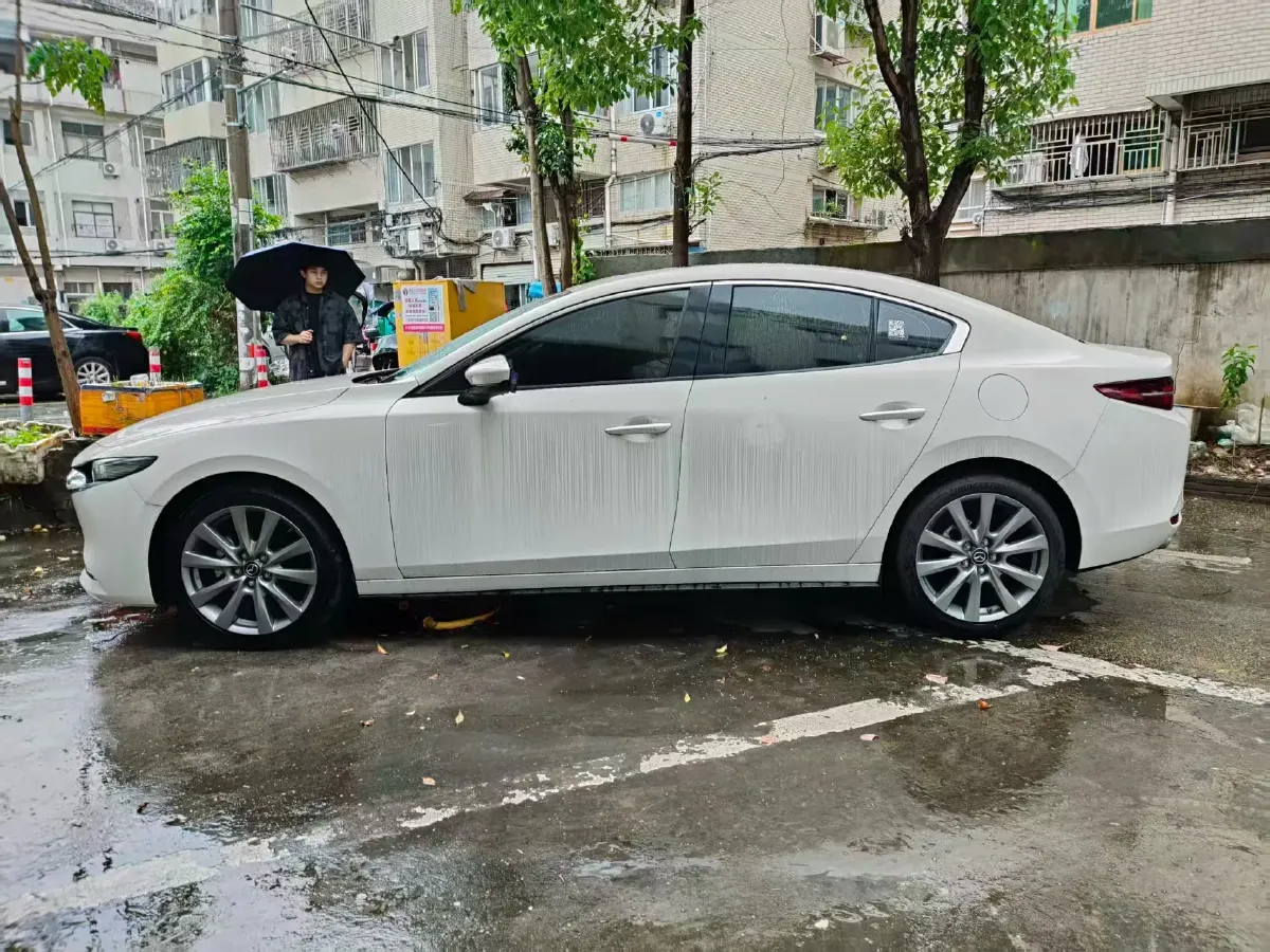 2023 Mazda 3 Axela 2.0L 158HP L4 6AT,autocango,china used car exporter,china ev exporter,chinese used car exporter,chinese used ev exporter