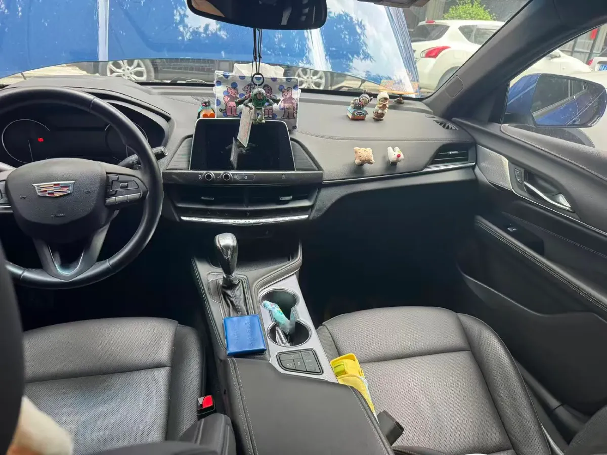 2021 Cadillac CT4 2.0T 237HP L4 8AT,autocango,china used car exporter,china ev exporter,chinese used car exporter,chinese used ev exporter