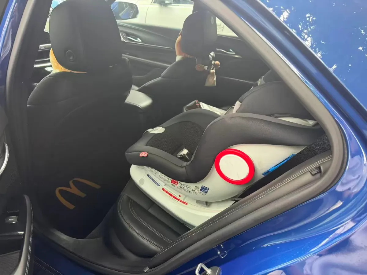 2021 Cadillac CT4 2.0T 237HP L4 8AT,autocango,china used car exporter,china ev exporter,chinese used car exporter,chinese used ev exporter