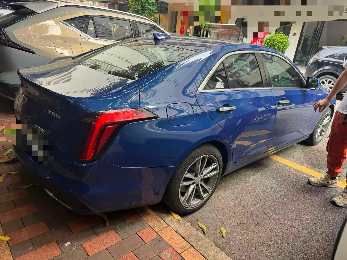 2021 Cadillac CT4 2.0T 237HP L4 8AT,autocango,china used car exporter,china ev exporter,chinese used car exporter,chinese used ev exporter