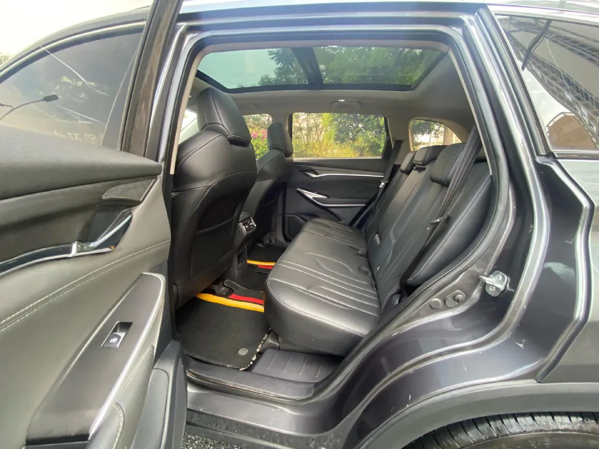 2020 ChangAn CS75 Plus 1.5T 178HP L4 6AT,autocango,china used car exporter,china ev exporter,chinese used car exporter,chinese used ev exporter