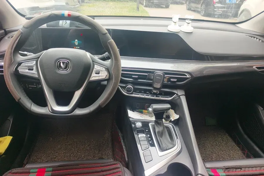 2020 ChangAn Eado 1.6L 128HP L4 6AT,autocango,china used car exporter,china ev exporter,chinese used car exporter,chinese used ev exporter