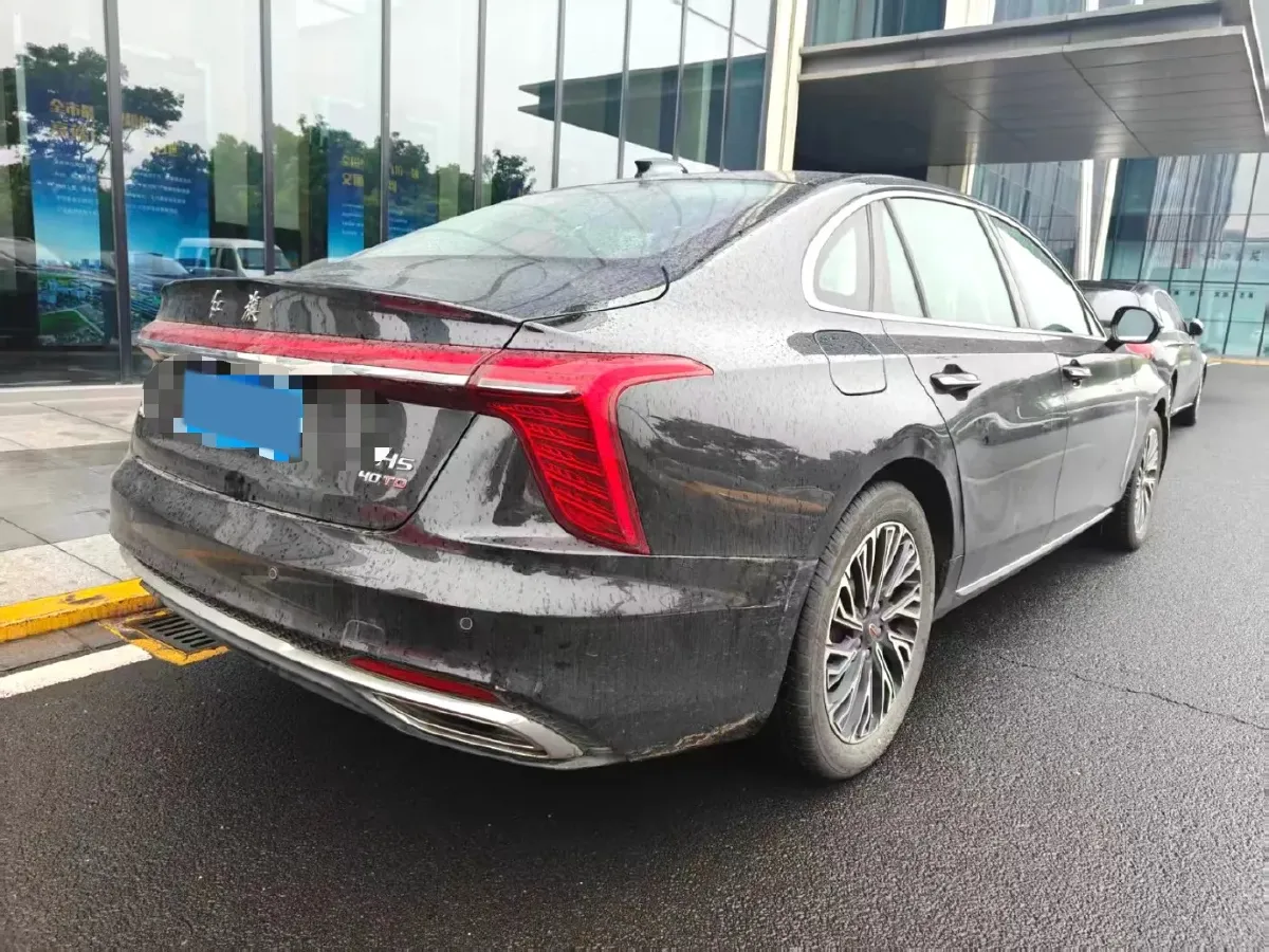 2024 HongQi H5 2.0T 224HP L4 8AT,autocango,china used car exporter,china ev exporter,chinese used car exporter,chinese used ev exporter
