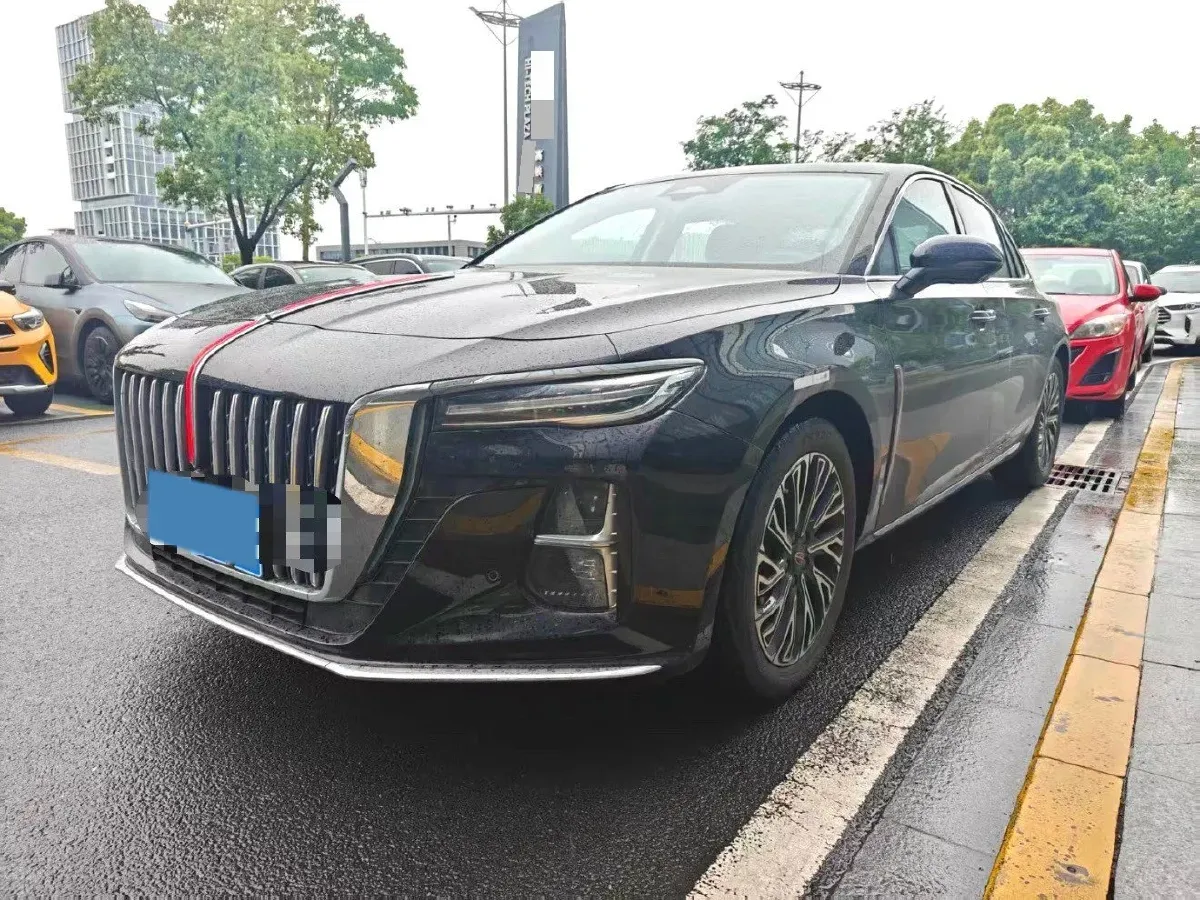 2024 HongQi H5 2.0T 224HP L4 8AT,autocango,china used car exporter,china ev exporter,chinese used car exporter,chinese used ev exporter