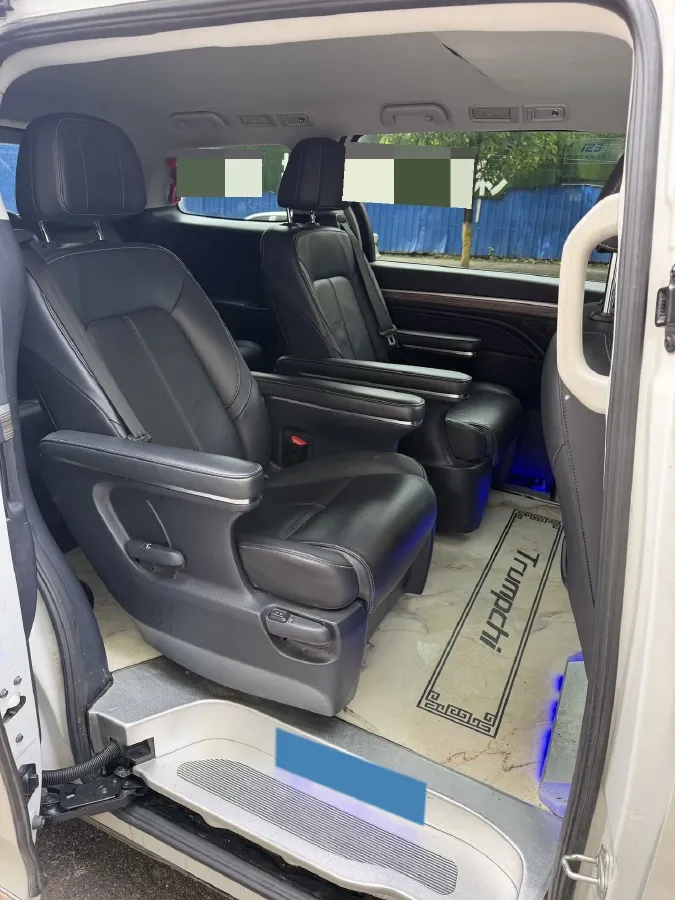 2023 GAC Trumpchi M8 2.0T 252HP L4 8AT,autocango,china used car exporter,china ev exporter,chinese used car exporter,chinese used ev exporter