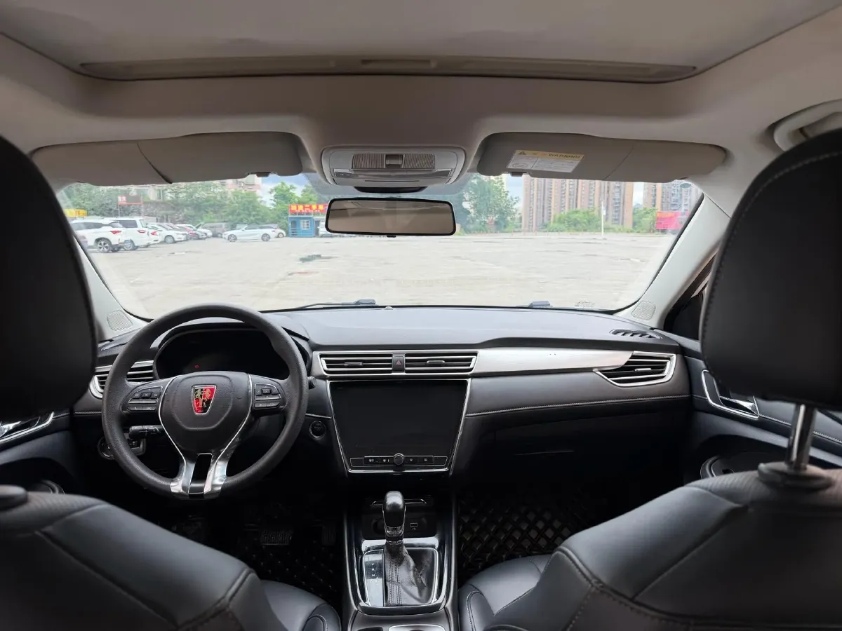 2019 Roewe i5 1.5T 169HP L4 7DCT,autocango,china used car exporter,china ev exporter,chinese used car exporter,chinese used ev exporter