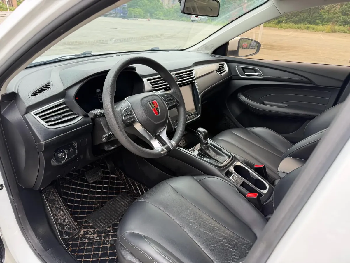 2019 Roewe i5 1.5T 169HP L4 7DCT,autocango,china used car exporter,china ev exporter,chinese used car exporter,chinese used ev exporter