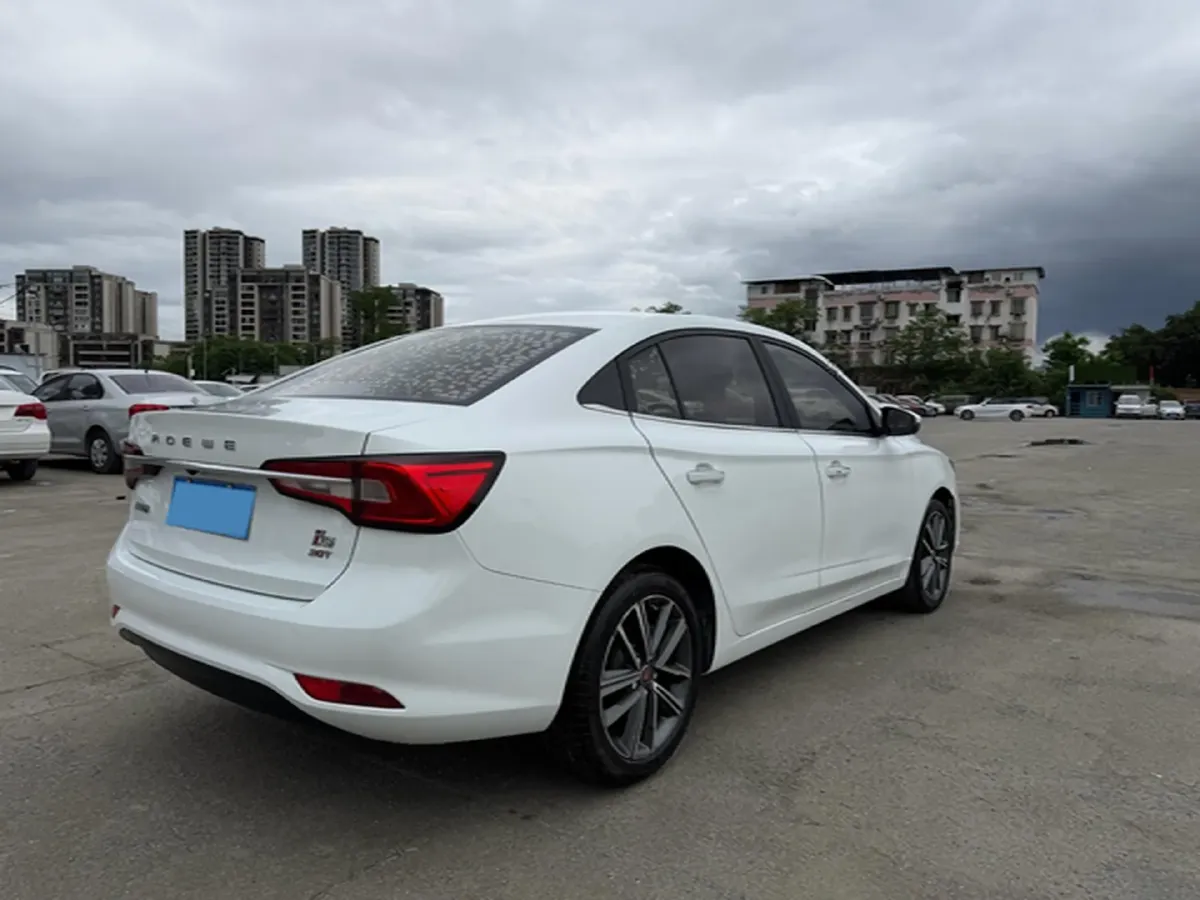 2019 Roewe i5 1.5T 169HP L4 7DCT,autocango,china used car exporter,china ev exporter,chinese used car exporter,chinese used ev exporter