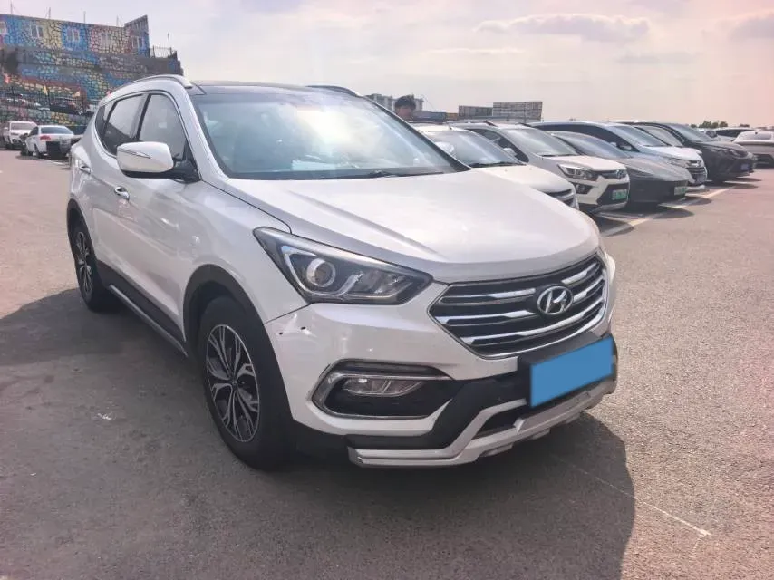 2017 Hyundai Santafe 2.0T 245HP L4 6AT,autocango,china used car exporter,china ev exporter,chinese used car exporter,chinese used ev exporter