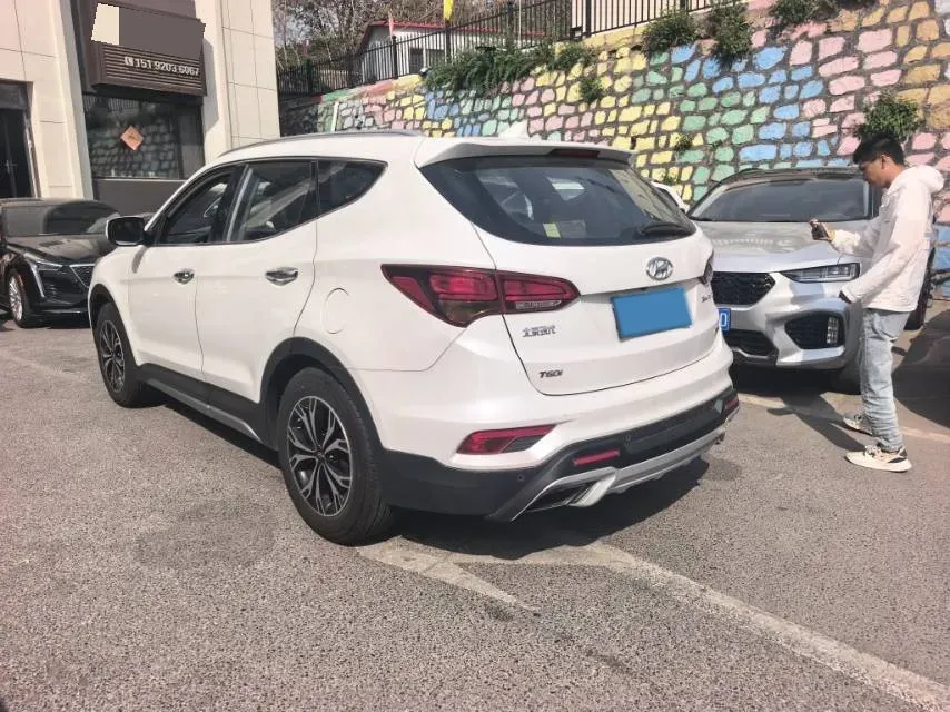 2017 Hyundai Santafe 2.0T 245HP L4 6AT,autocango,china used car exporter,china ev exporter,chinese used car exporter,chinese used ev exporter