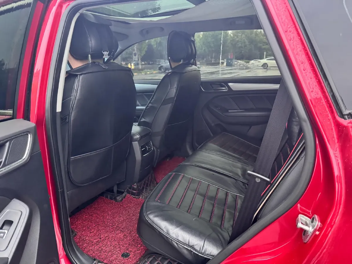 2017 Roewe RX5 1.5T 169HP L4 7DCT,autocango,china used car exporter,china ev exporter,chinese used car exporter,chinese used ev exporter