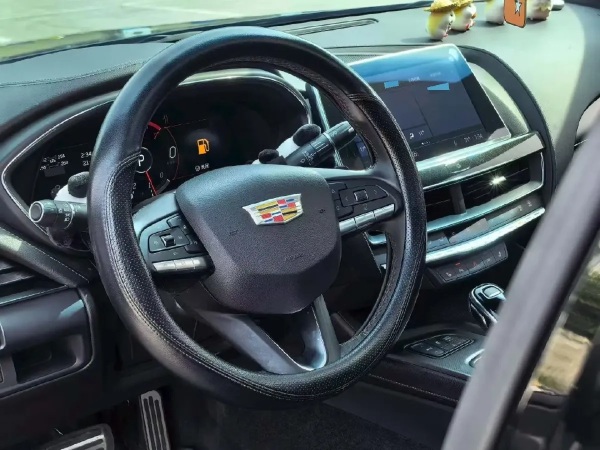 2024 Cadillac CT5 2.0T 237HP L4 10AT,autocango,china used car exporter,china ev exporter,chinese used car exporter,chinese used ev exporter