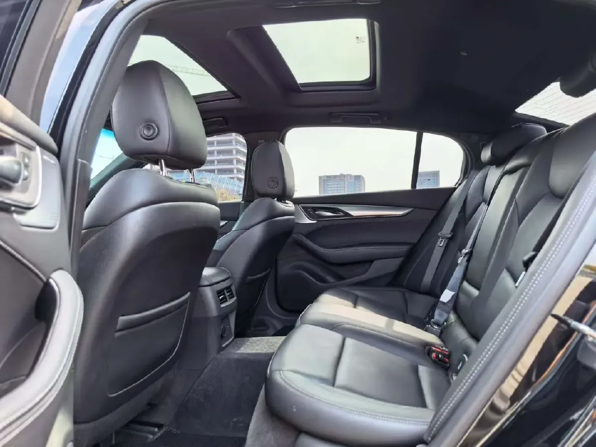 2024 Cadillac CT5 2.0T 237HP L4 10AT,autocango,china used car exporter,china ev exporter,chinese used car exporter,chinese used ev exporter