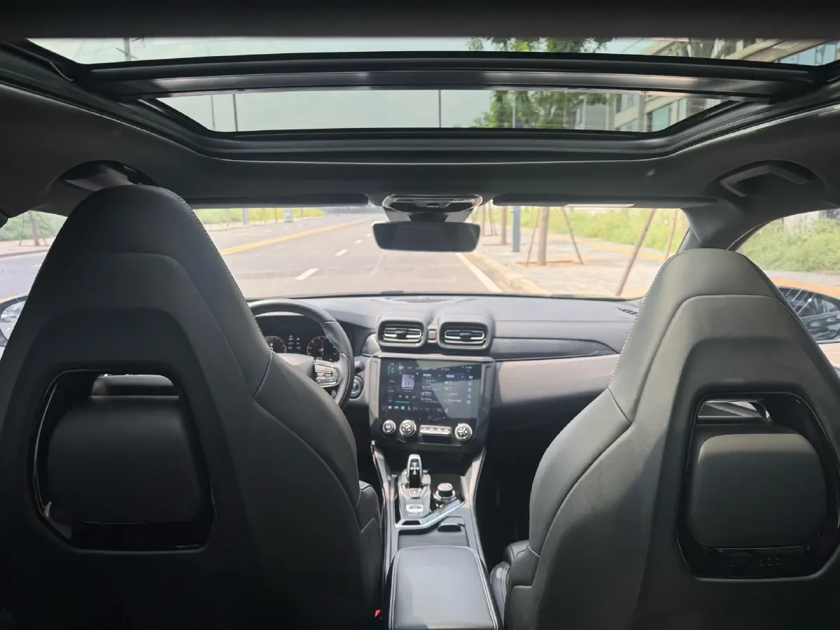 2022 LYNK&CO 03 1.5T 180HP L3 7DCT,autocango,china used car exporter,china ev exporter,chinese used car exporter,chinese used ev exporter