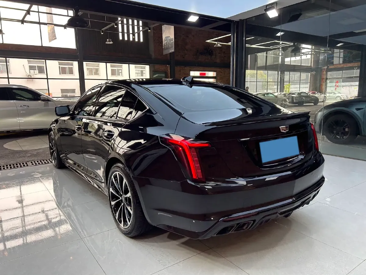 2022 Cadillac CT5 2.0T 237HP L4 10AT,autocango,china used car exporter,china ev exporter,chinese used car exporter,chinese used ev exporter