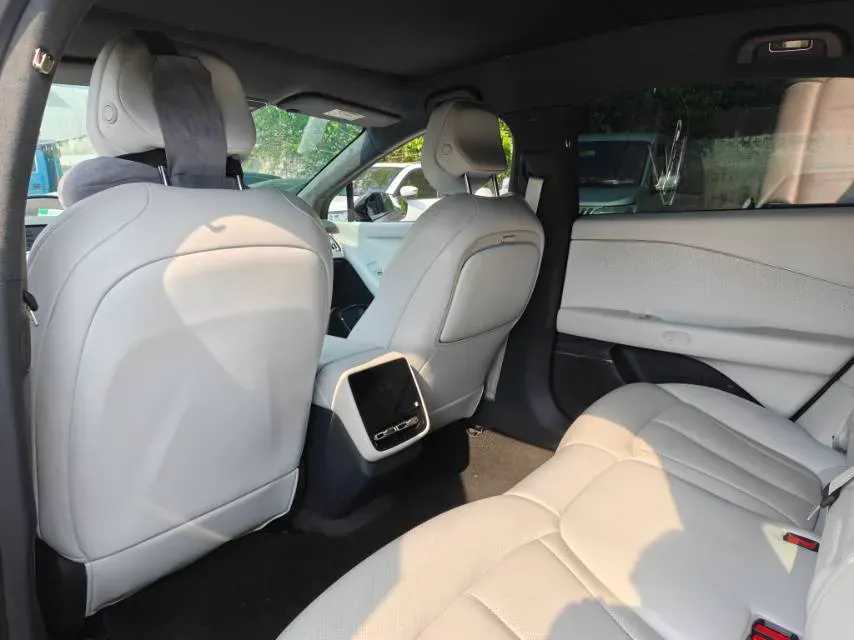 2024 Xpeng P7+ BEV 60.7KWH,autocango,china used car exporter,china ev exporter,chinese used car exporter,chinese used ev exporter