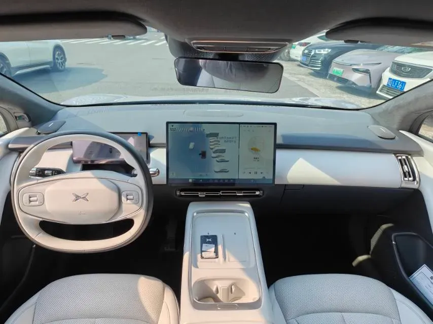 2024 Xpeng P7+ BEV 60.7KWH,autocango,china used car exporter,china ev exporter,chinese used car exporter,chinese used ev exporter