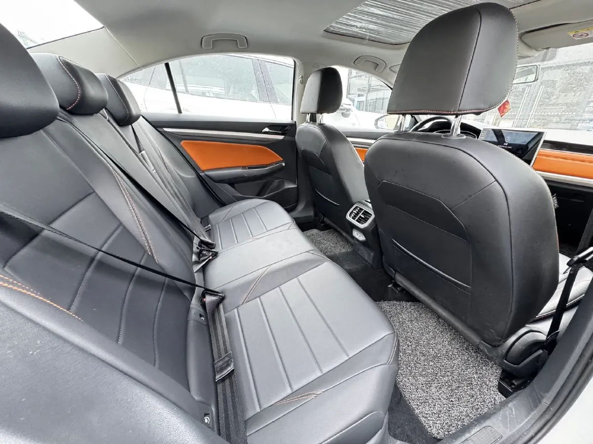 2023 Volkswagen Bora 1.2T 116HP L4 7DCT,autocango,china used car exporter,china ev exporter,chinese used car exporter,chinese used ev exporter