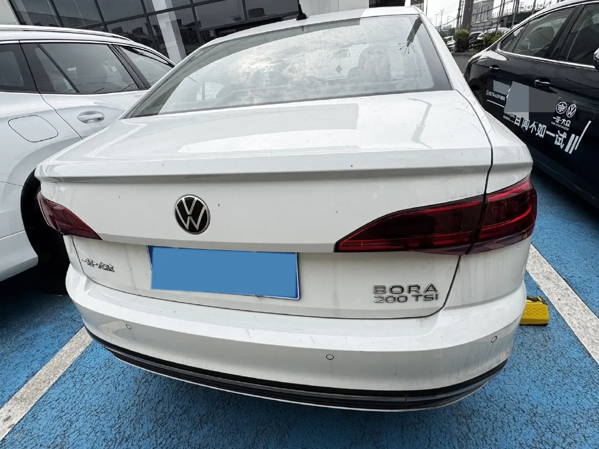 2023 Volkswagen Bora 1.2T 116HP L4 7DCT,autocango,china used car exporter,china ev exporter,chinese used car exporter,chinese used ev exporter