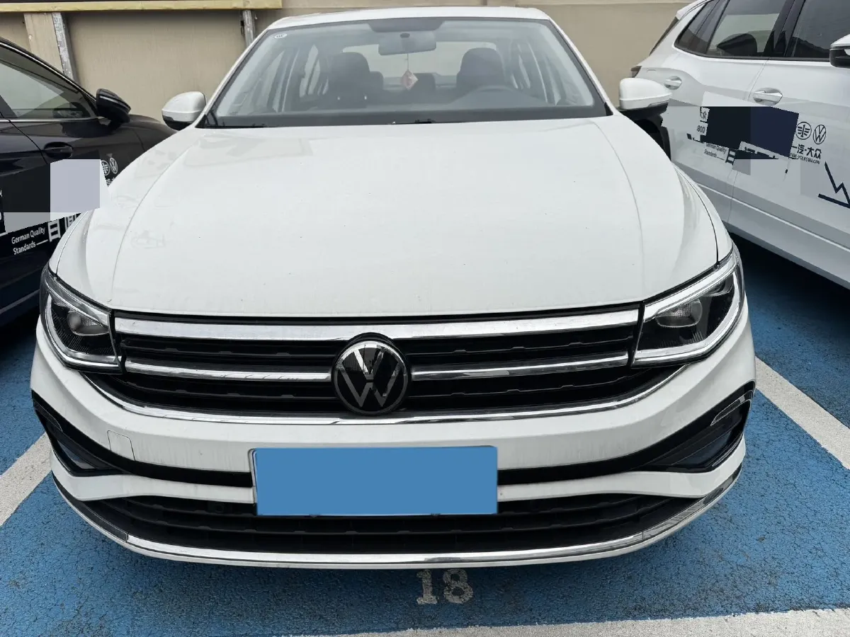 2023 Volkswagen Bora 1.2T 116HP L4 7DCT,autocango,china used car exporter,china ev exporter,chinese used car exporter,chinese used ev exporter