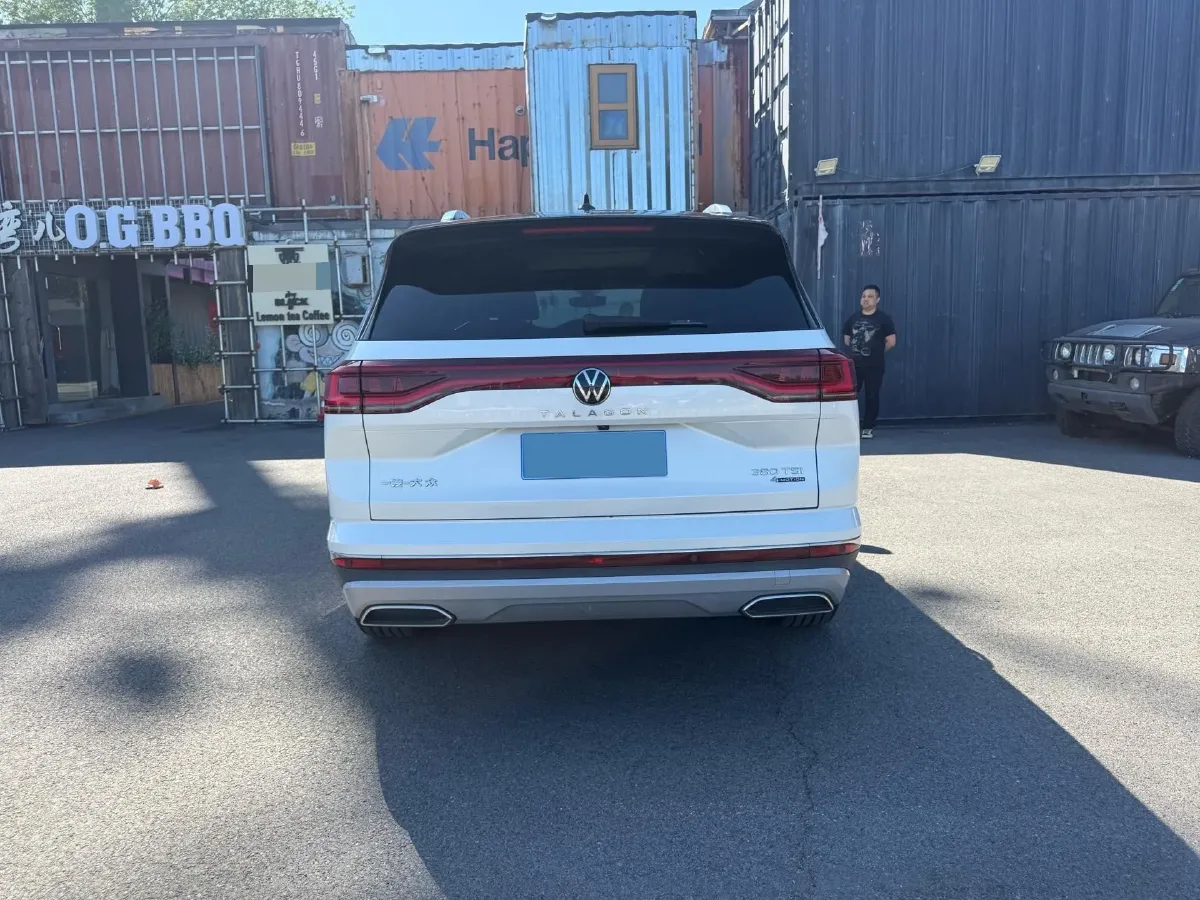 2021 Volkswagen Talagon 2.0T 220HP L4 7DCT,autocango,china used car exporter,china ev exporter,chinese used car exporter,chinese used ev exporter